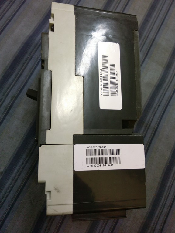 SIEMENS VL250 250A 3VL3725 TMŞ DEVRE KESİCİ ŞALTER VE AÇTIRMA BOBİNİ BULUNUR